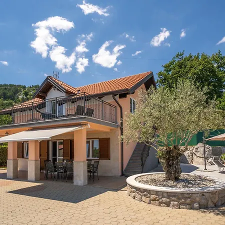 Dom wakacyjny Holiday Zgodic By Interhome Lovran